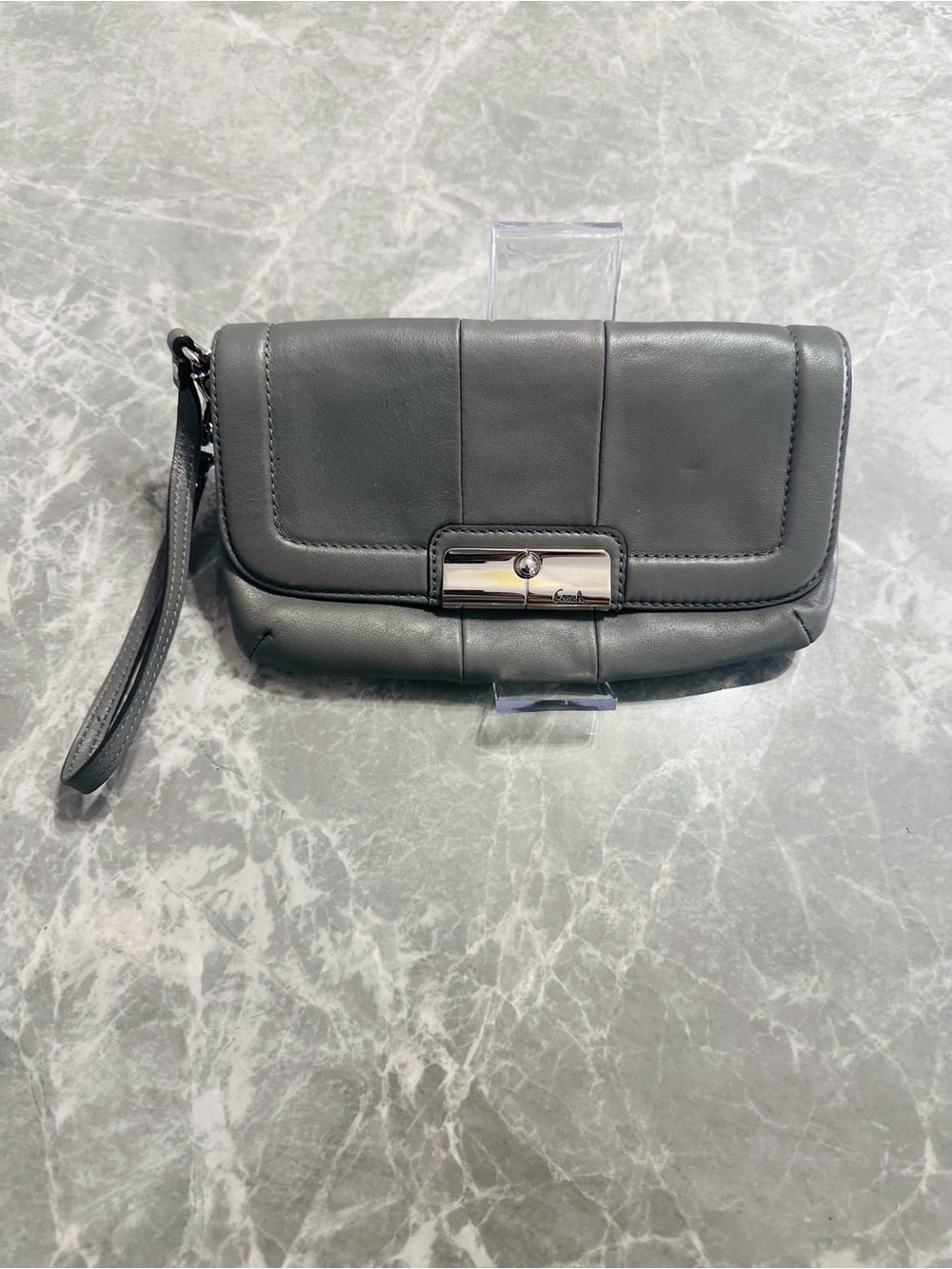 Coach Kristin GRAY Leather Wristlet Clutch Bag Charm & Leather Strap Satin Lined - Picture 1 of 7